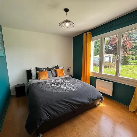 Maison Chaleureuse Avec Jardin Holiday home Le Vernet (Ariege)