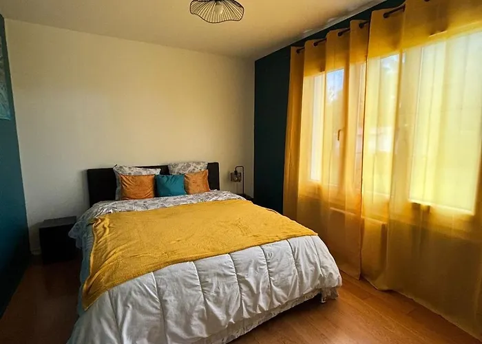 Maison Chaleureuse Avec Jardin Holiday home