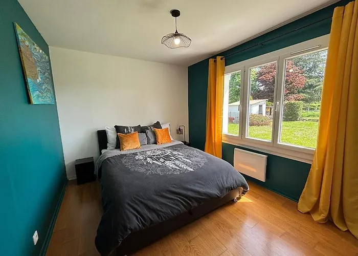 Maison Chaleureuse Avec Jardin Holiday home Le Vernet (Ariege)