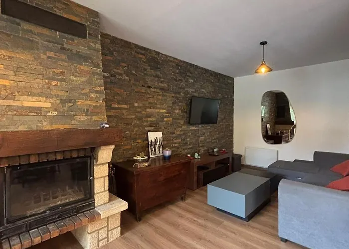 Maison Chaleureuse Avec Jardin * Le Vernet (Ariege)